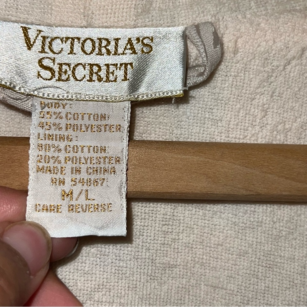 Victoria’s Secret VTG 90s Gold Label Cream Terry Cloth Floral Brocade Robe - Picture 15 of 16